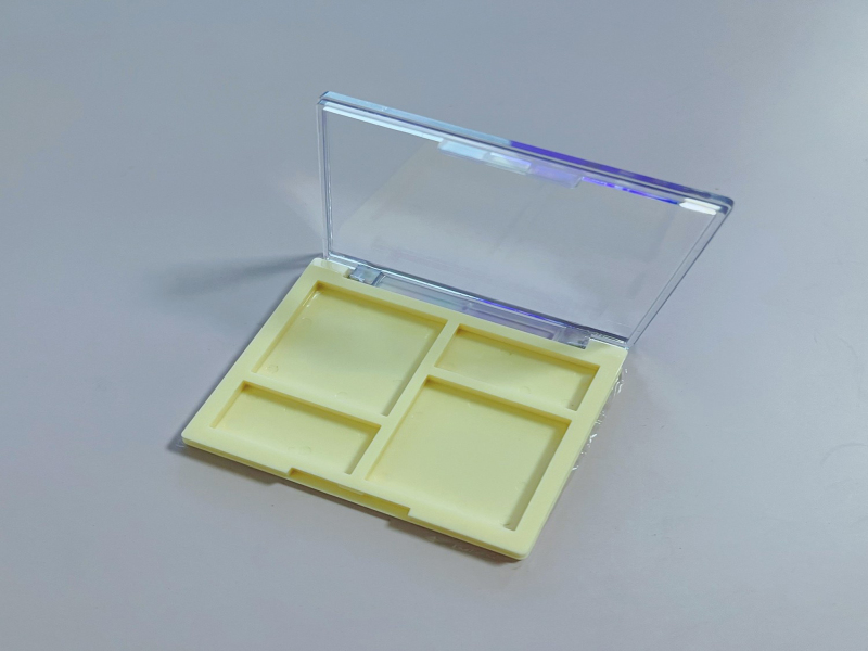 4 Colors Empty Small Plastic Eye Shadow Box XQ782