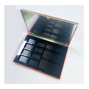 กล่องอายแชโดว์ 14 สี XQ855