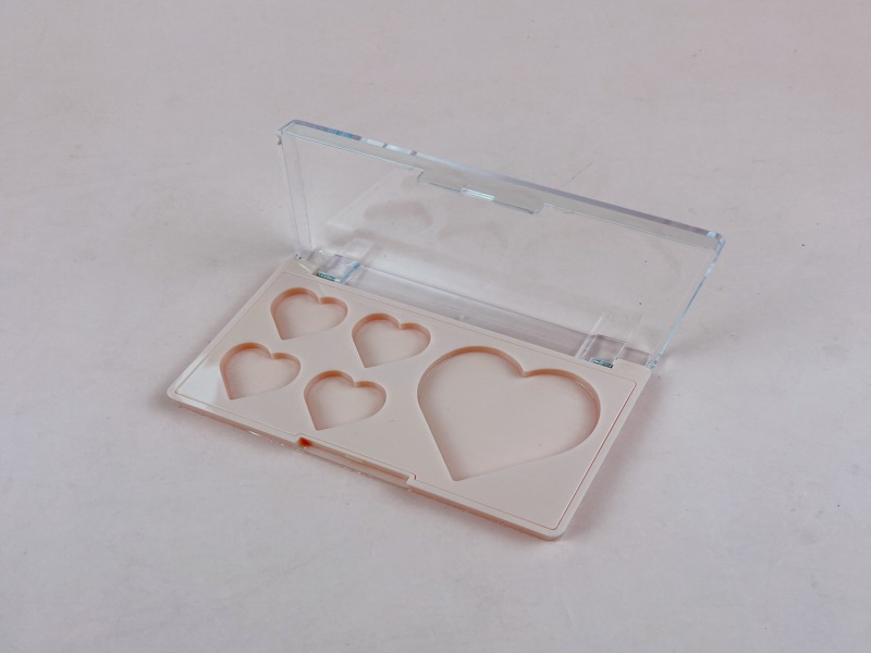 Square Heart Themed 5 Color Eye shadow box XQ719