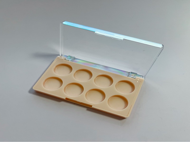 8 Color Round Inner Pan Eye shadow box XQ700