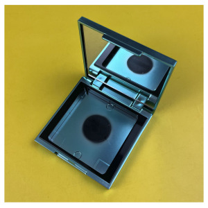 กล่องอายแชโดว์ Flip XQ916