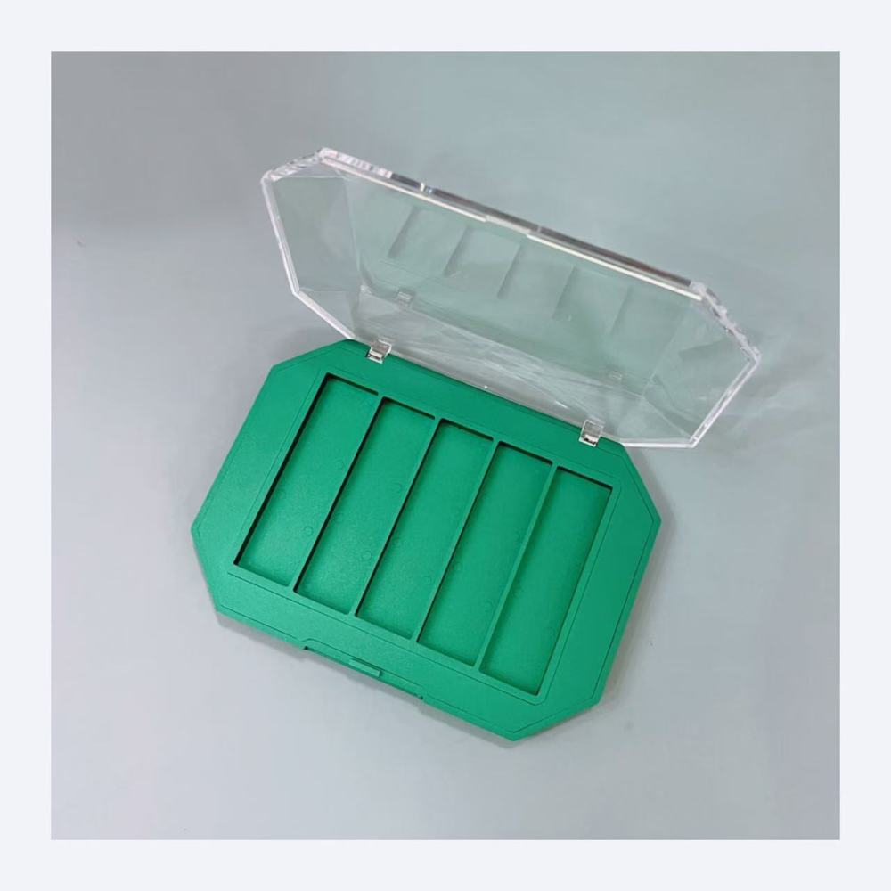 Octagonal Transparent Lidded Eye shadow box XQ79202