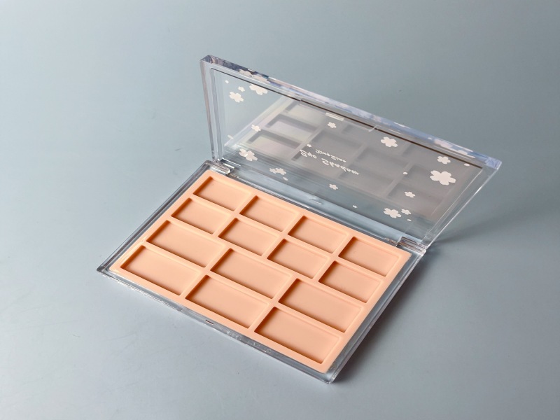 14 Color Square Transparent Lidded Eye shadow box XQ759
