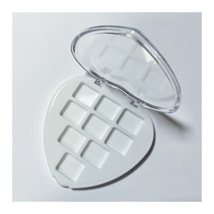 กล่องอายแชโดว์รูปหัวใจหลากสี XQ94903