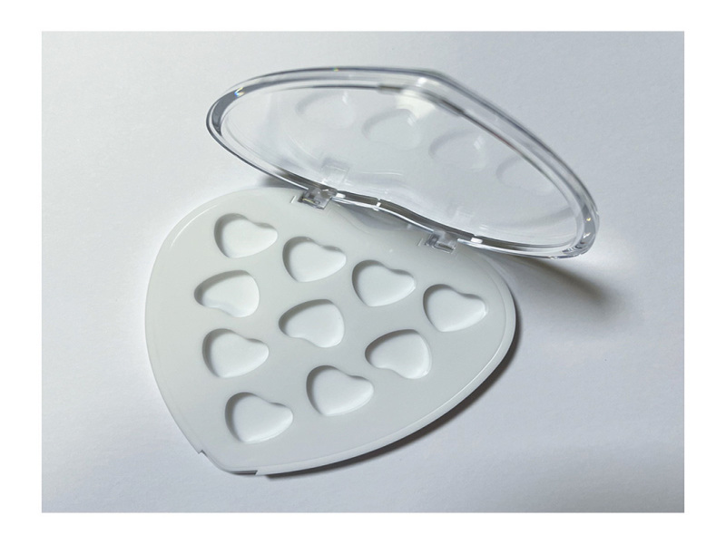 10컬러 하트모양 아이섀도우 박스 XQ949