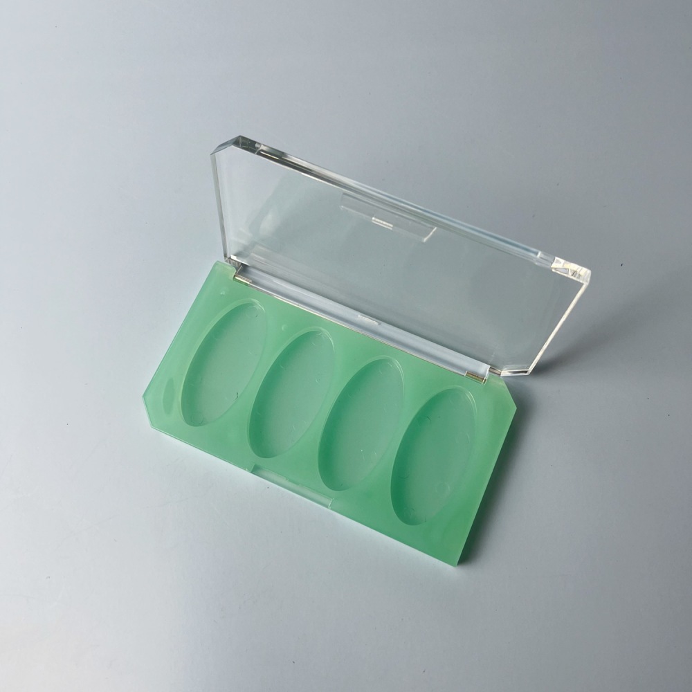 4 Color Oval Eye shadow box XQ656