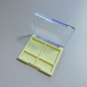 크리에이티브 디자인 4컬러 아이섀도우 박스 XQ780