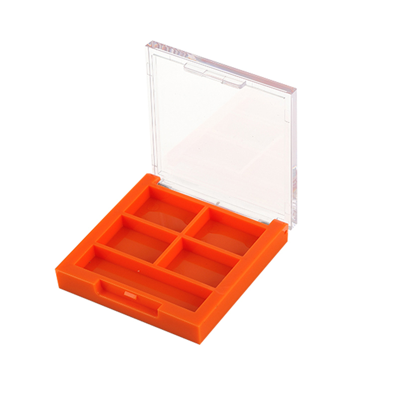 5 Compartment Eye shadow box with Snap Closure XQ342