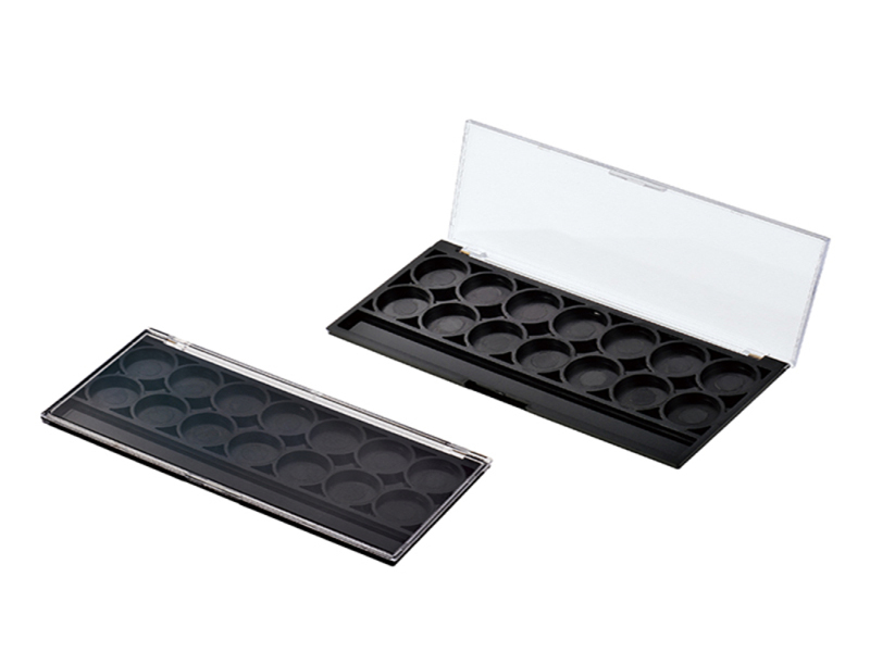 Прямоугольная палитра теней для век Clear Lid из 14 цветов XQ023