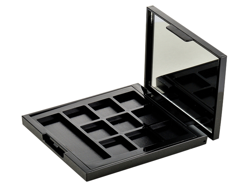 브러시 슬롯 XQ246이 포함된 스퀘어 9 컬러 아이섀도 박스