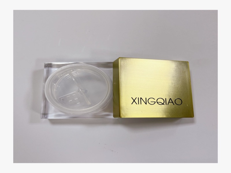 사용자 정의 가능한 색상의 정사각형 루즈 파우더 케이스 QF105