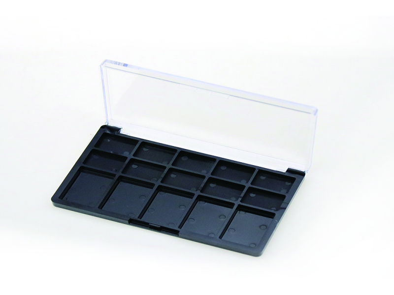 Classic 15-Color Square Eye Shadow box XQ403