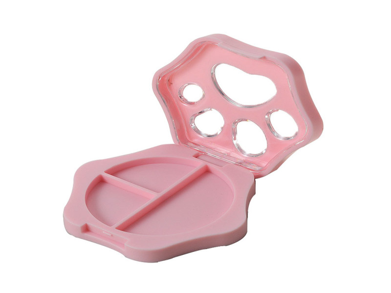 Three Color Eye shadow box with Cat Paw Pattern XQ385