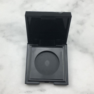 싱글 컬러 블랙 컴팩트 아이섀도 박스 XQ275
