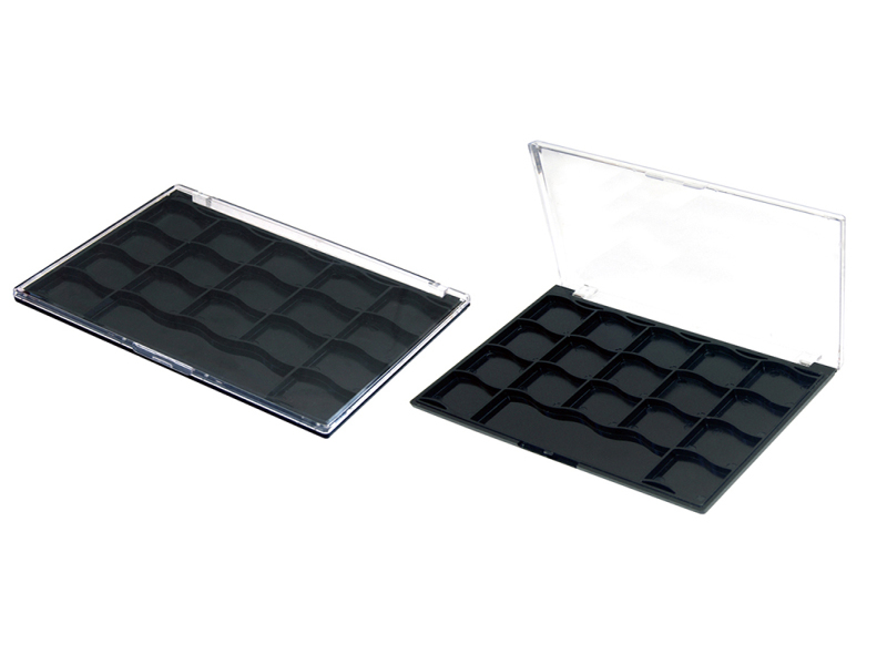 17 컬러 플립 탑 아이섀도 팔레트 XQ051