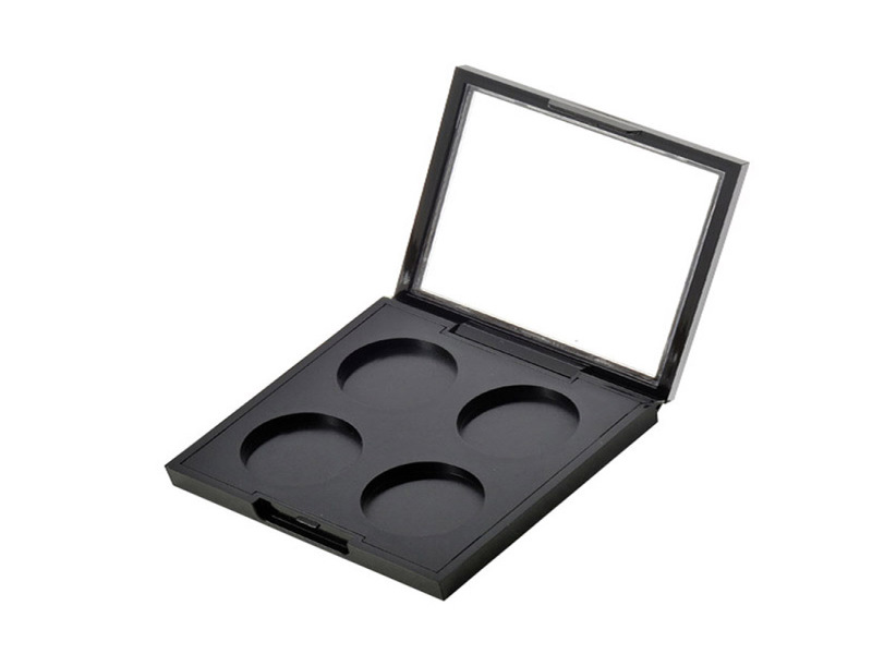 4 Color Eye shadow box with Skylight Lid XQ139