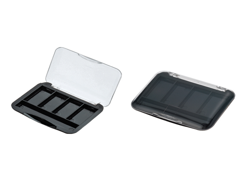 4 Colors New Design Black Plastic Eyeshadow Palette XQ071
