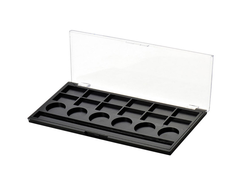 Rectangular 18 Color Eye shadow box with Brush Holder XQ147