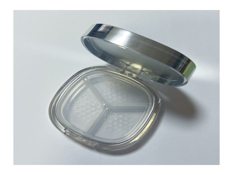 3컬러 휴대용 컴팩트 파우더 케이스 QF10802