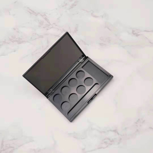 Коробка для теней с 9 отделениями и канавкой для кисти XQ237