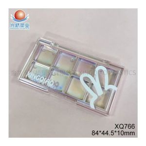 Best-selling Naturally Appearance Multi Grid Transparent Lided Eye Shadow Box XQ766