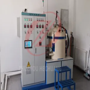 Vertical experimental graphitization furnace